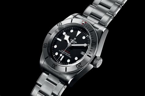 tudor black bay with date.